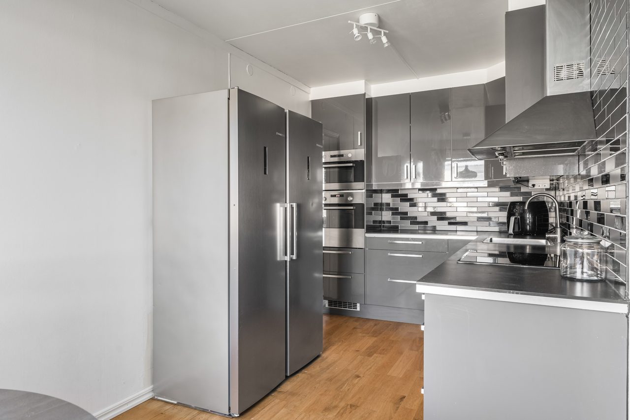 Ekilla gårdsväg 16