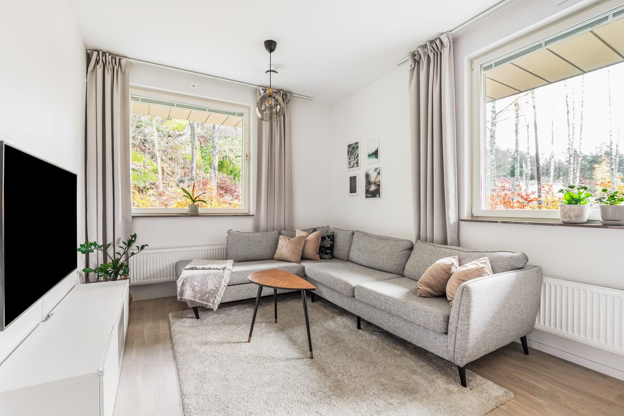 I tv-hörnan finns gott om plats för en generösa soffa