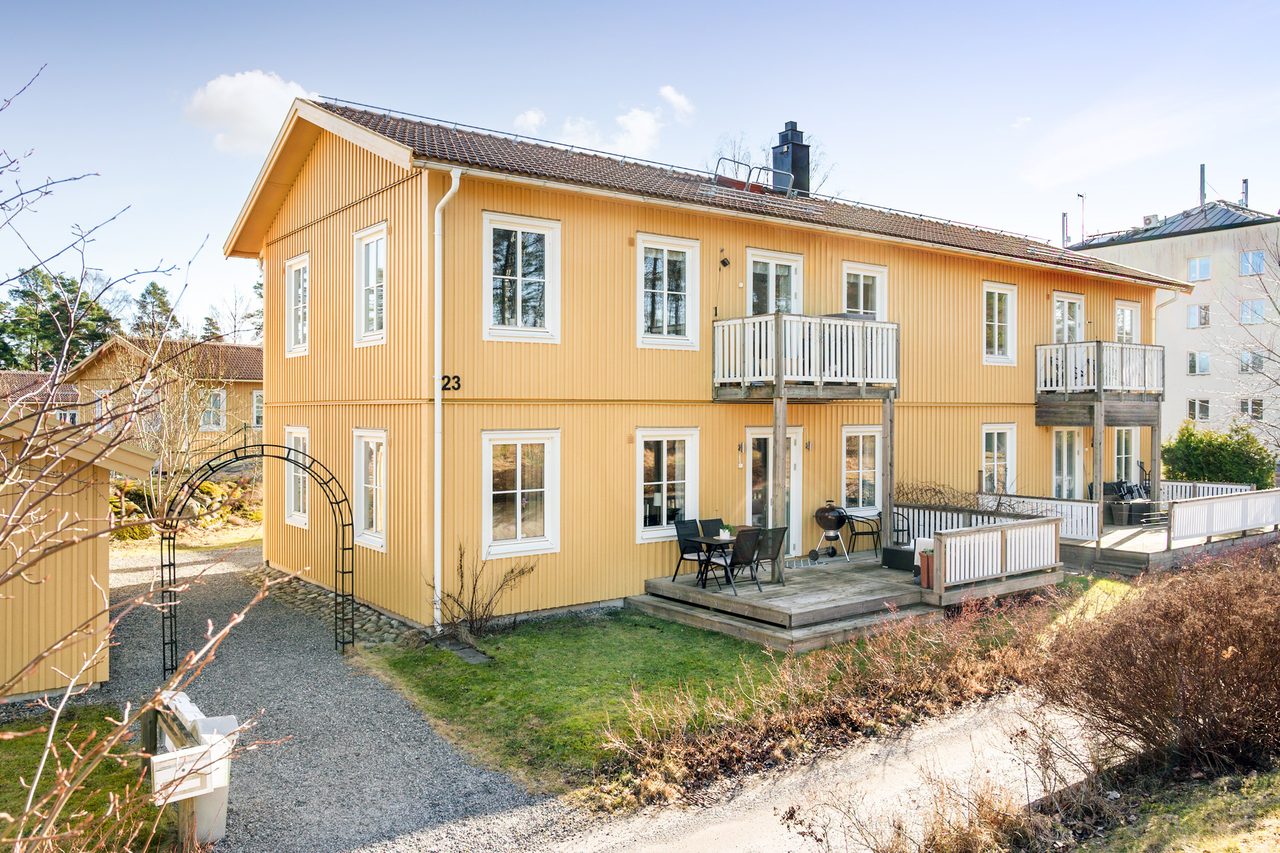 Lugnt och gemytligt område med radhuskänsla