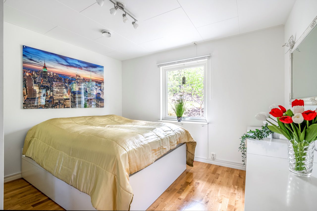 Sovrum 2 på entréplan