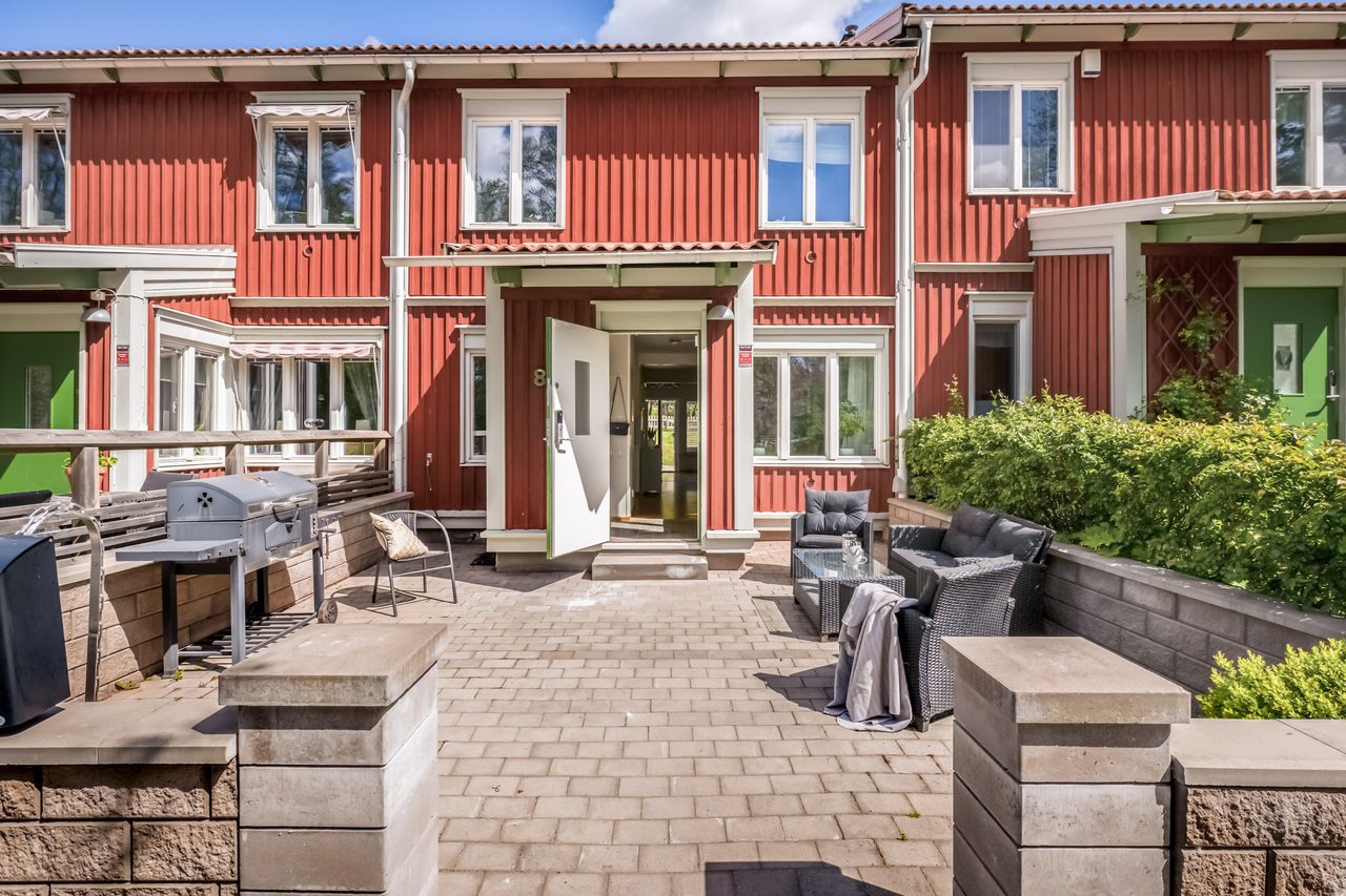 Varmt välkomna till Petuniavägen 80