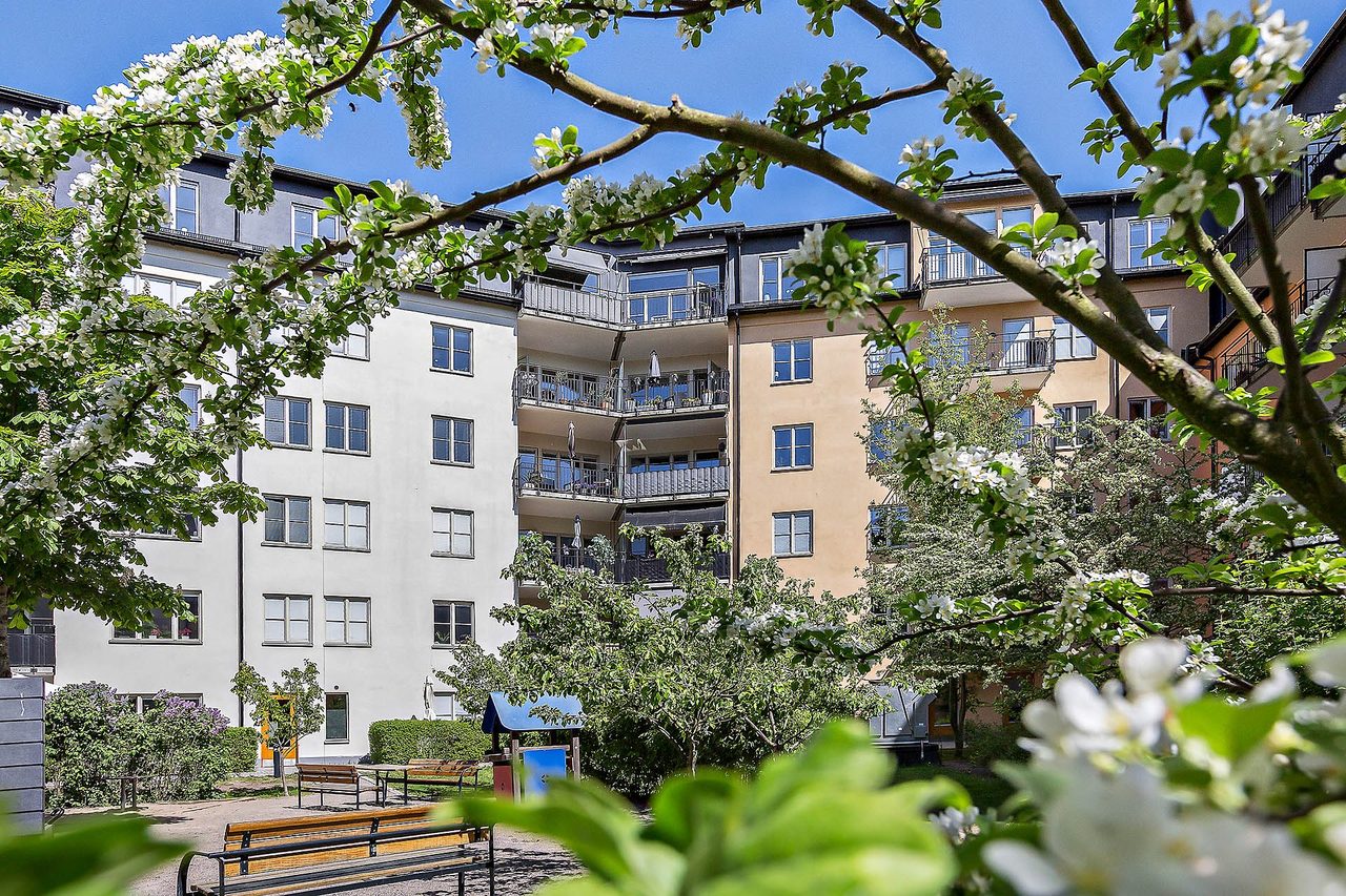 Viktor Sjöströms Väg 9