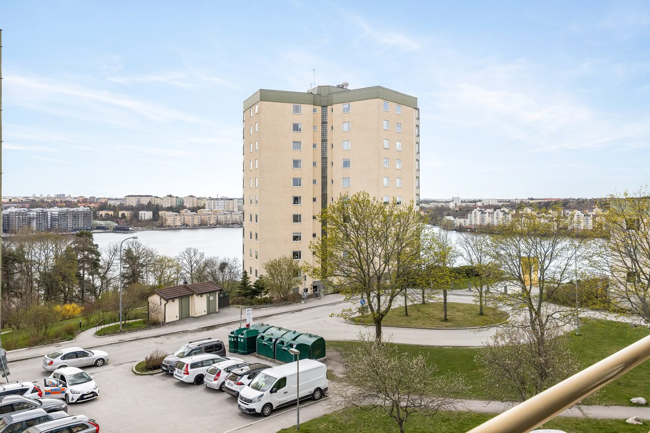 Johan Enbergs väg 54B