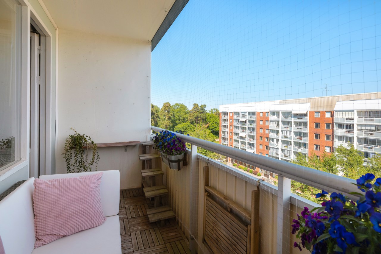 Krysshammarvägen 26, Vån 8/8