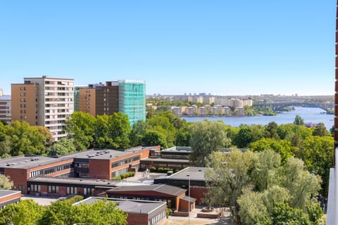 Krysshammarvägen 26, Vån 8/8