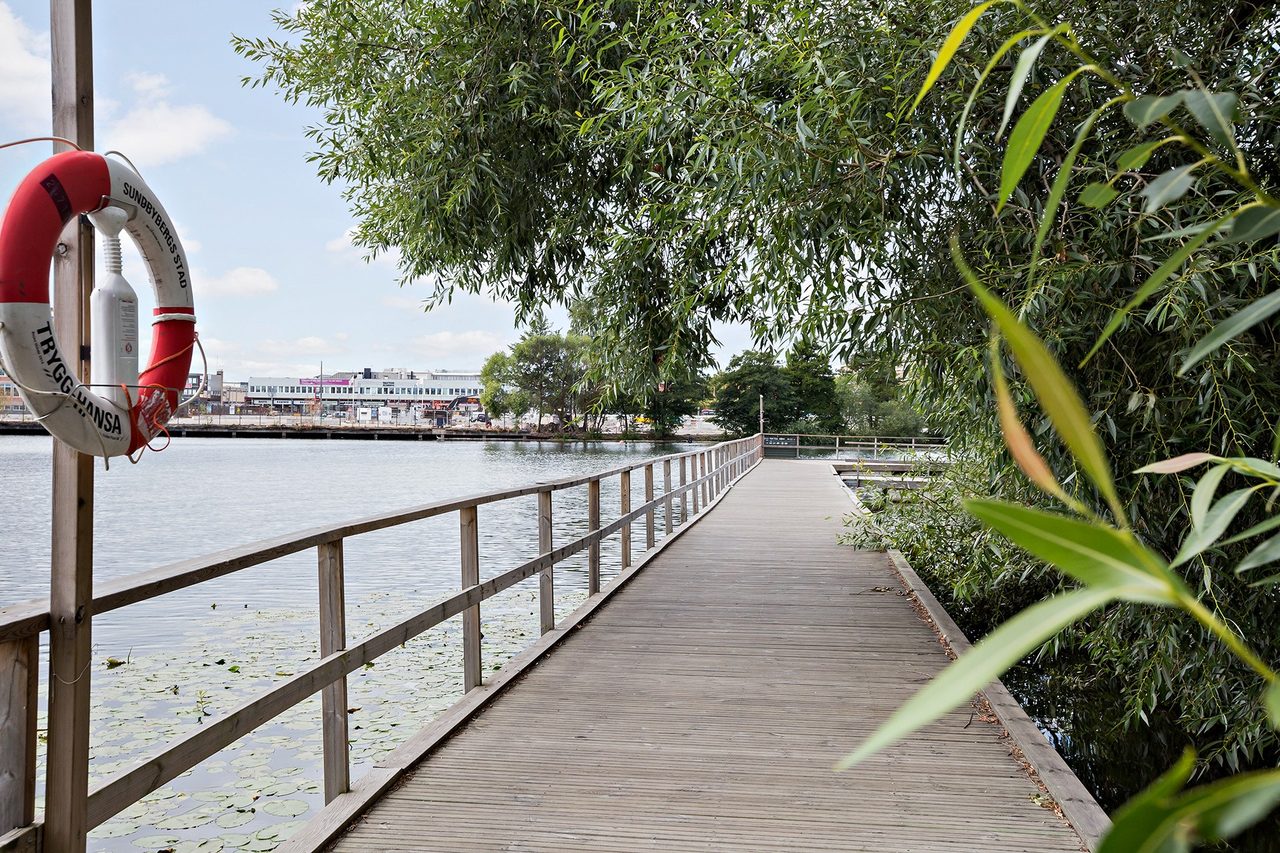 Vintergatan 6, 3/3 tr