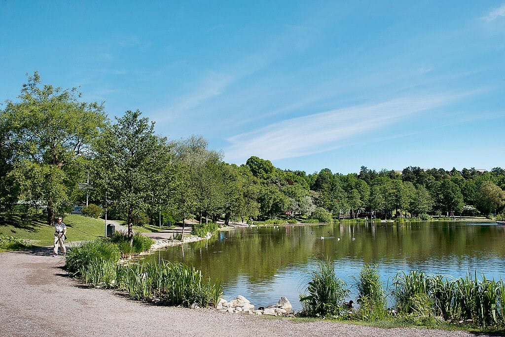 Vintergatan 6, 3/3 tr