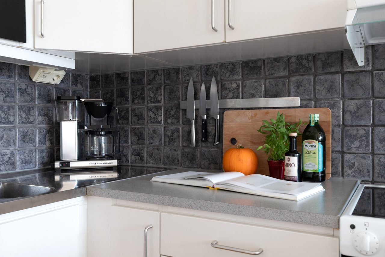 Mäster Simons väg 6A