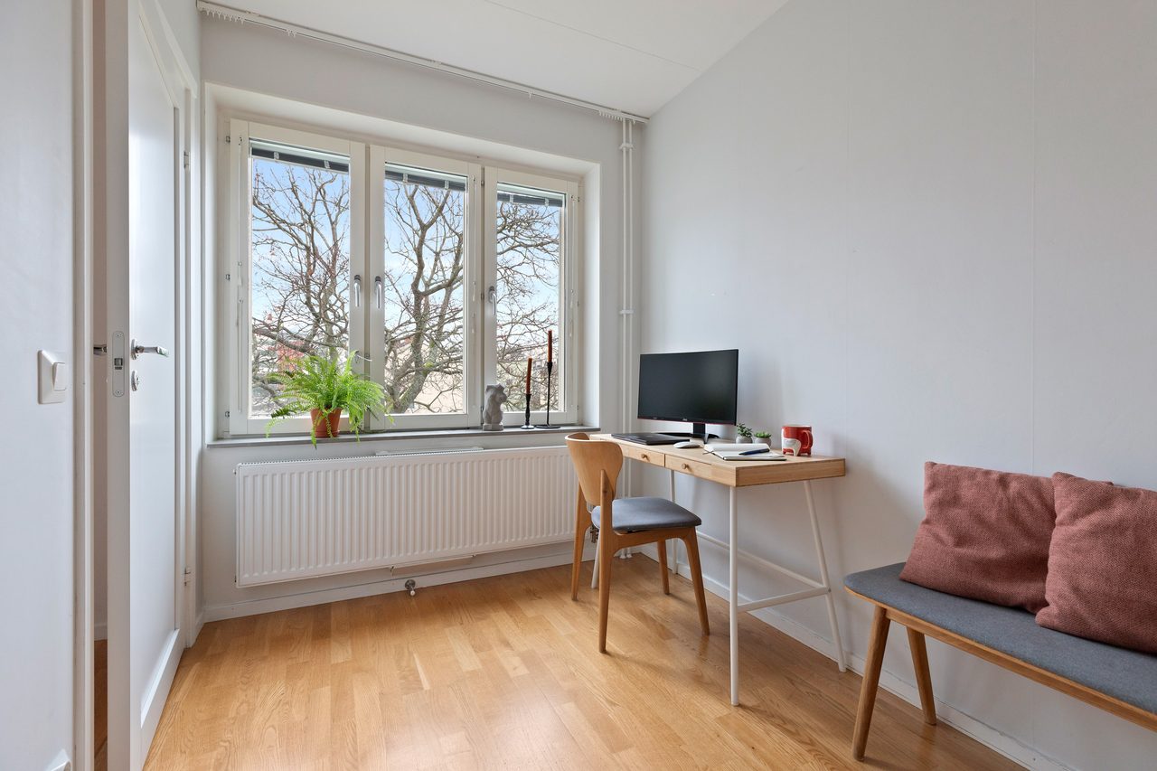 Mäster Simons väg 6A