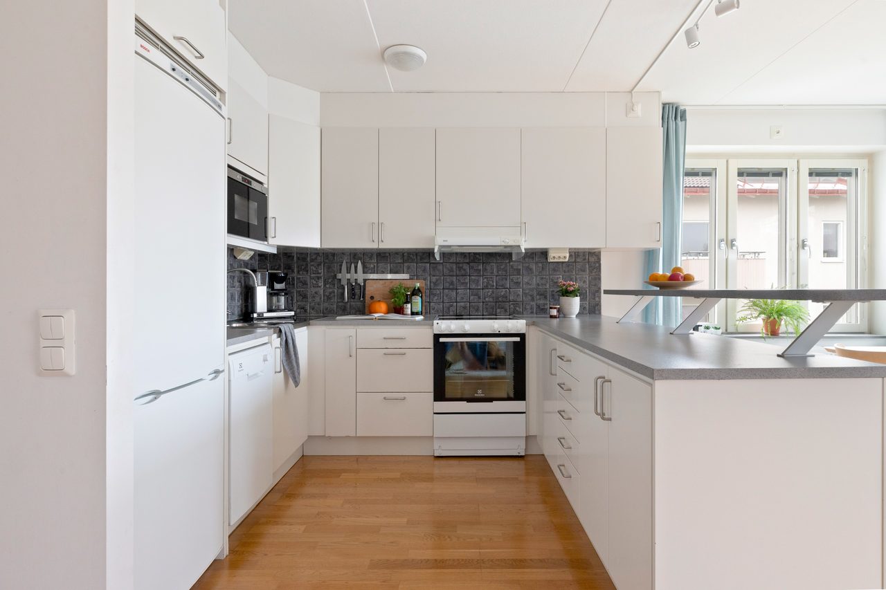 Mäster Simons väg 6A