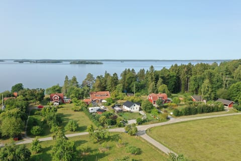 Trädgårdsodlarvägen 18