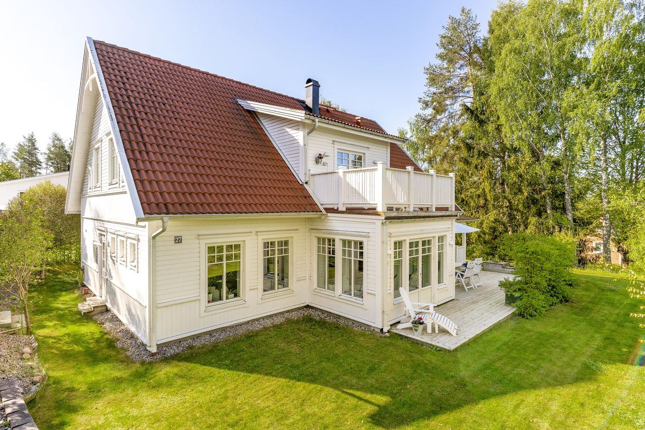 Rättarbodavägen 27