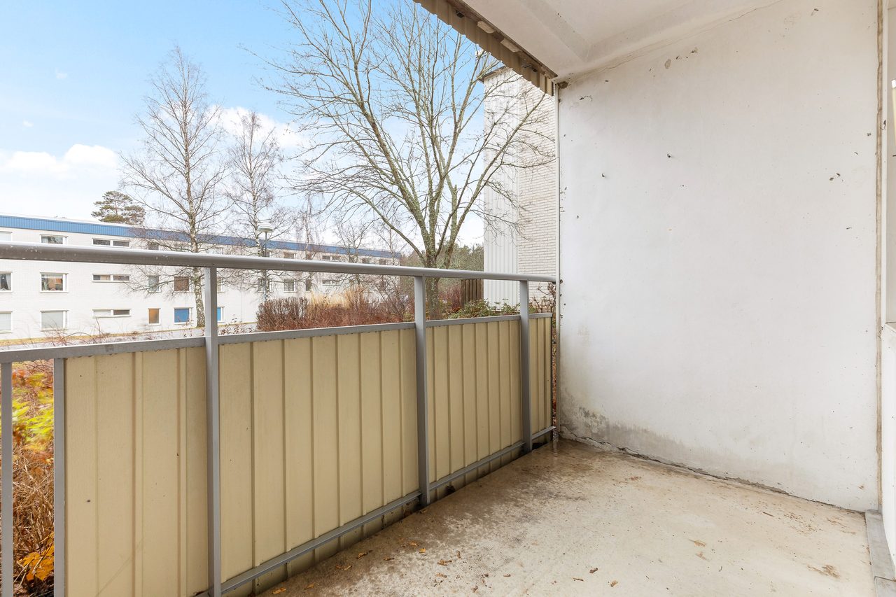 Björnbärsstigen 20