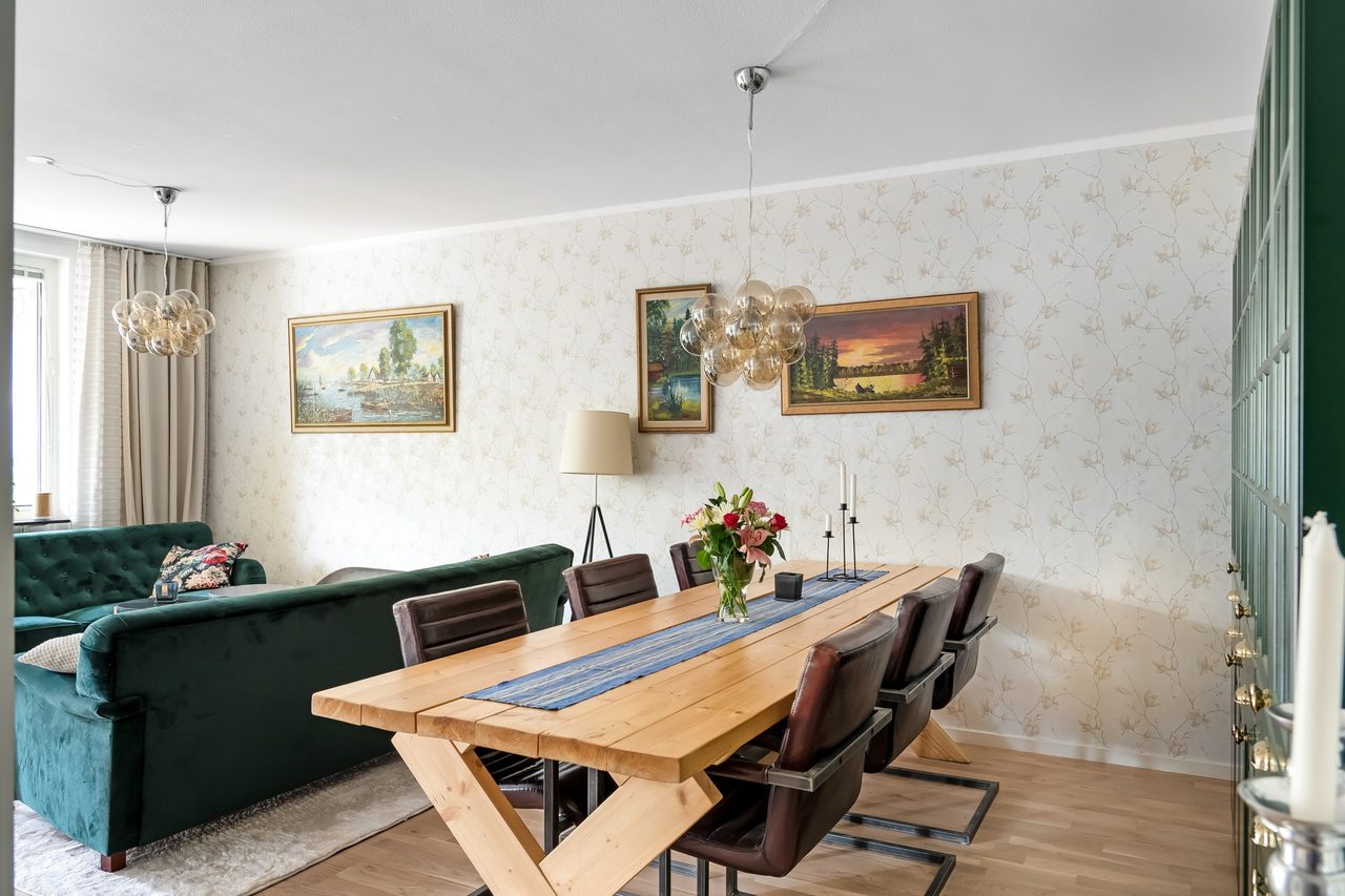 Larsbodavägen 50, 2 tr