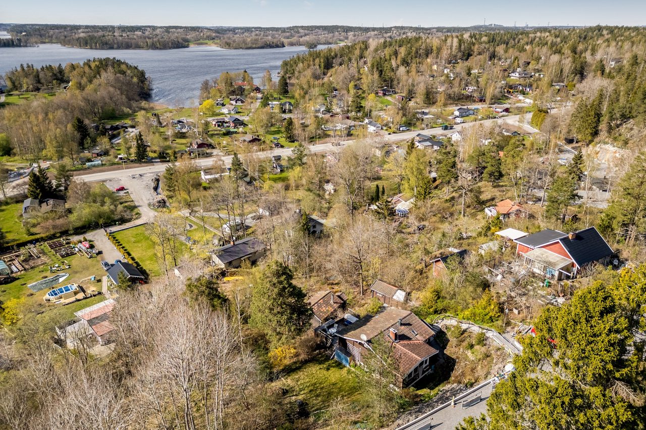 Rörsångarvägen 18