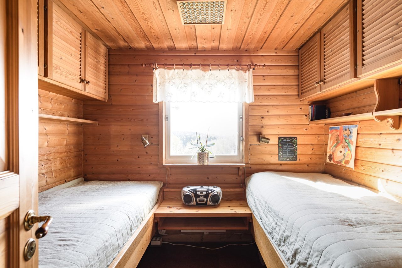 Rörsångarvägen 18