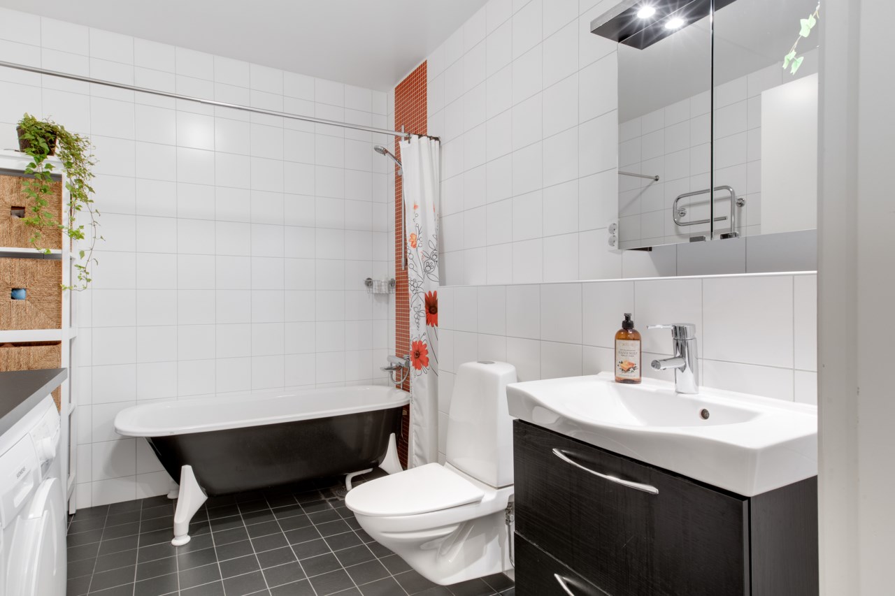 Tullgarnsgatan 25, 1tr