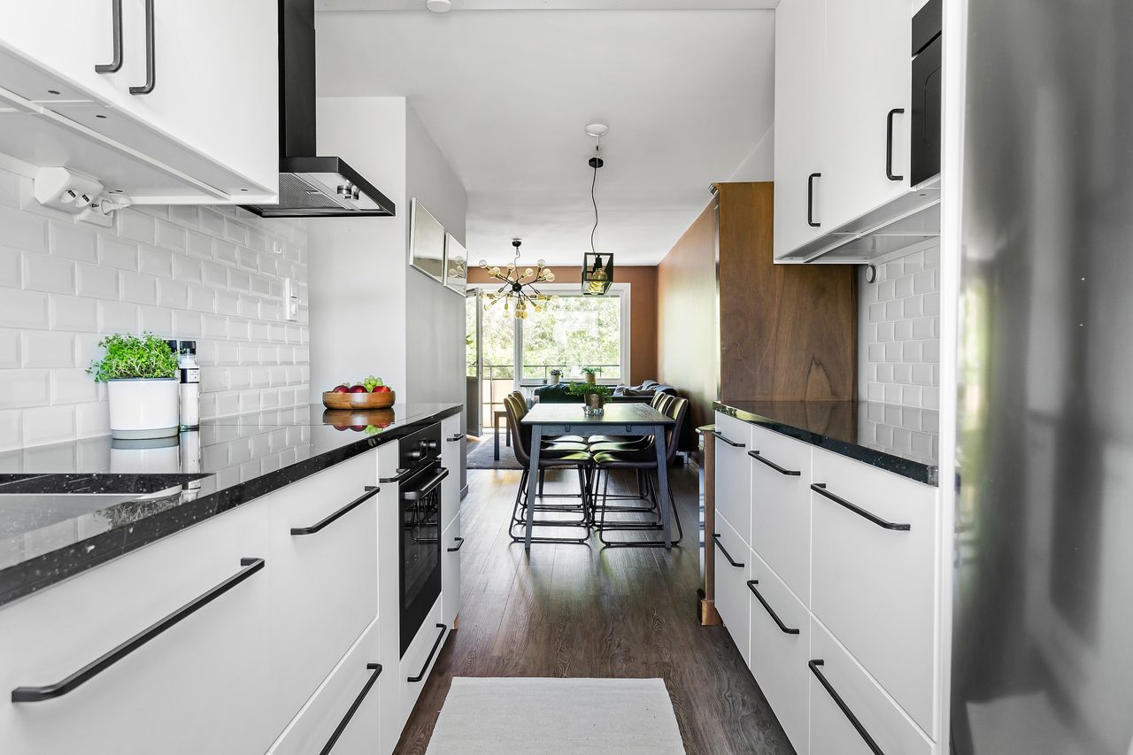 Trollesundsvägen 147,  2tr