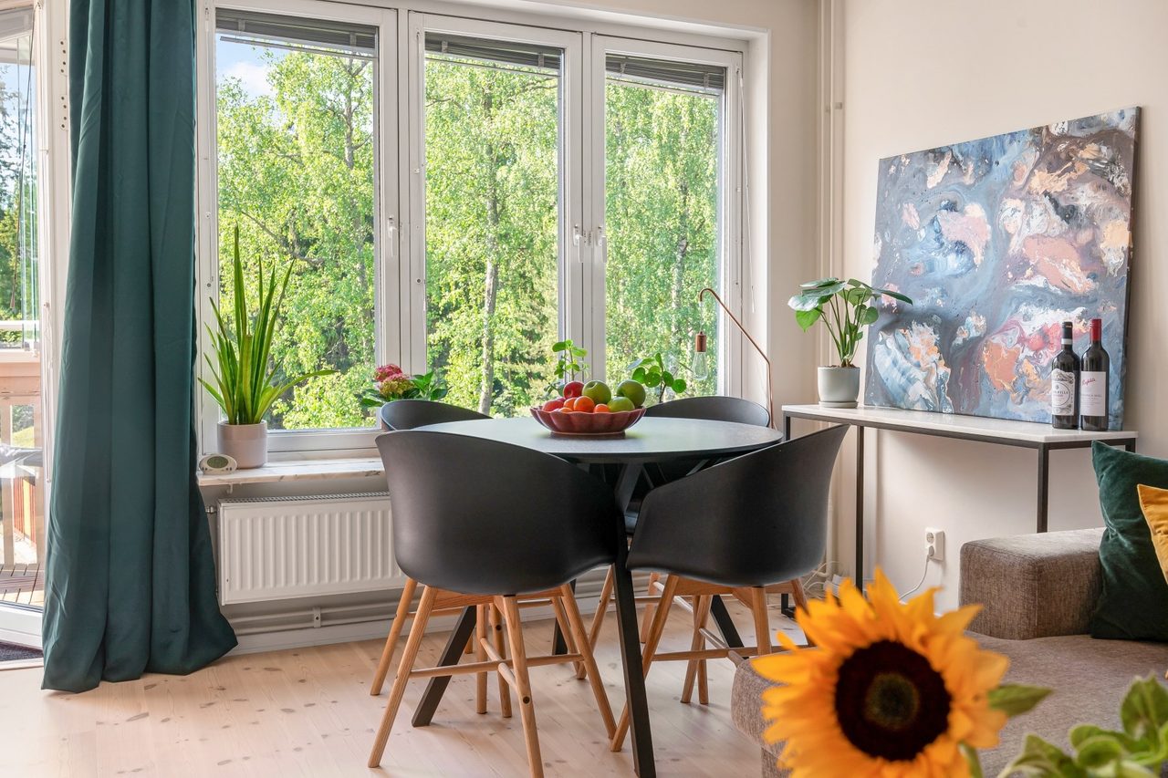 Majrovägen 33, 2 tr