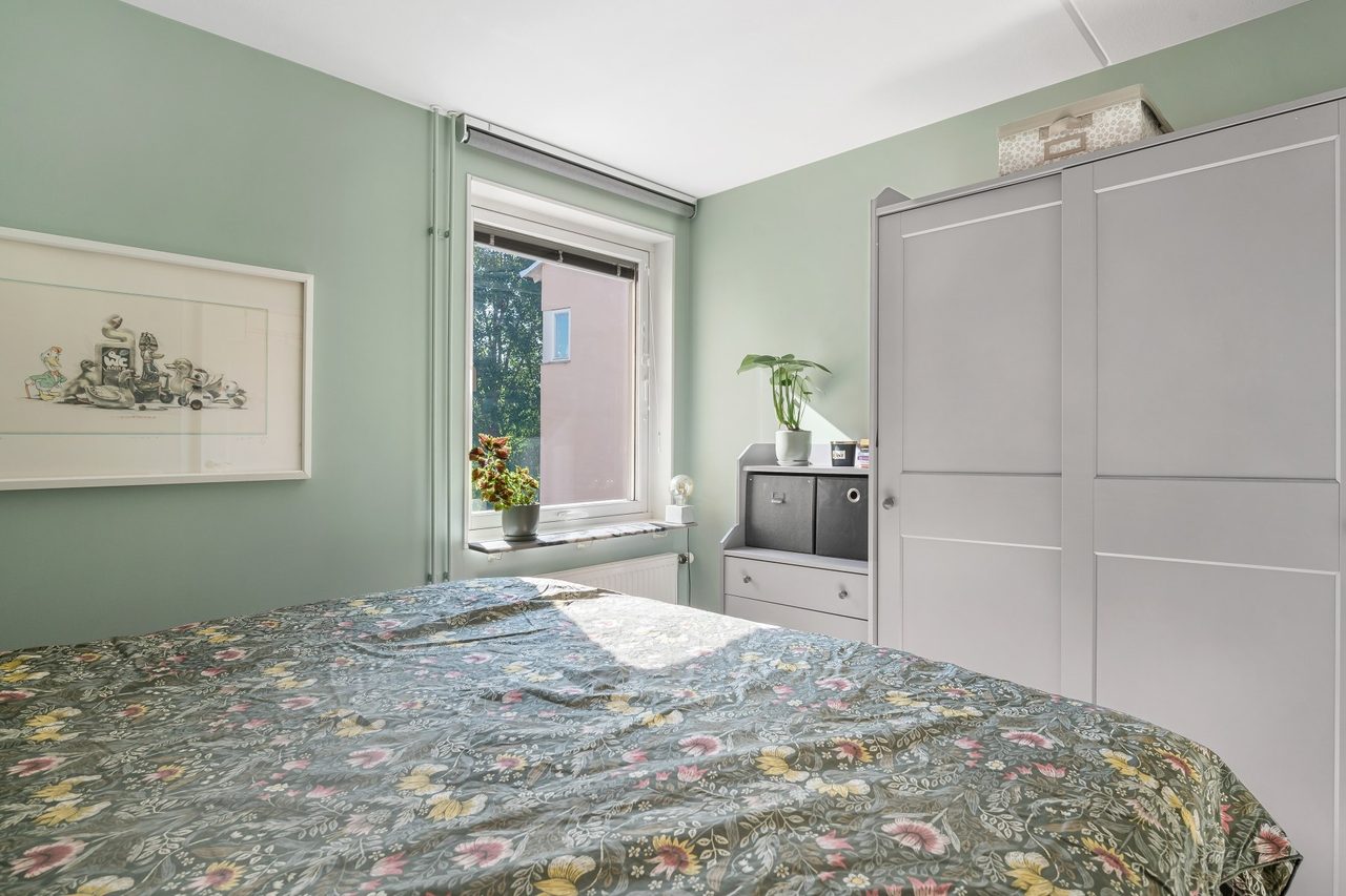 Majrovägen 33, 2 tr