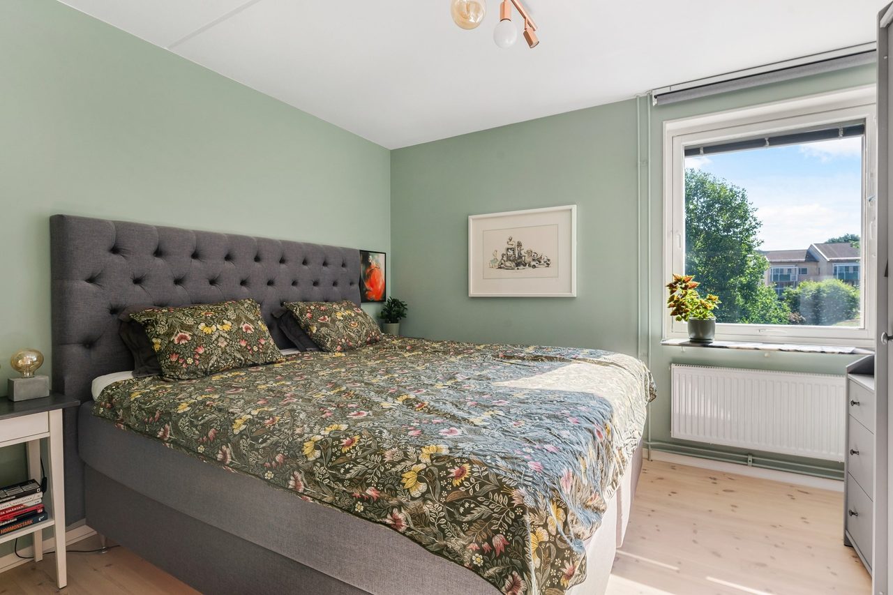 Majrovägen 33, 2 tr