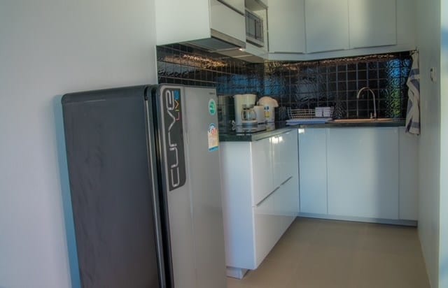 Lanta, Longbeach, White flower apt.  B2