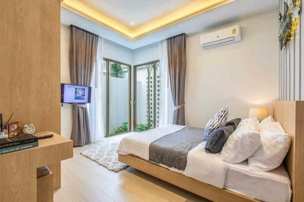 Khanaen Pool Villa i Thalang - Phuket