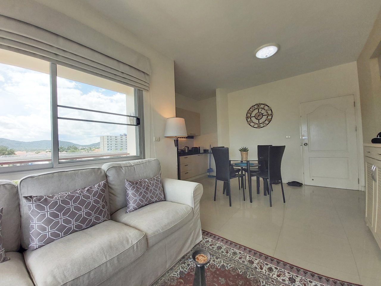 Flame Tree Residence i Hua Hin, Thailand