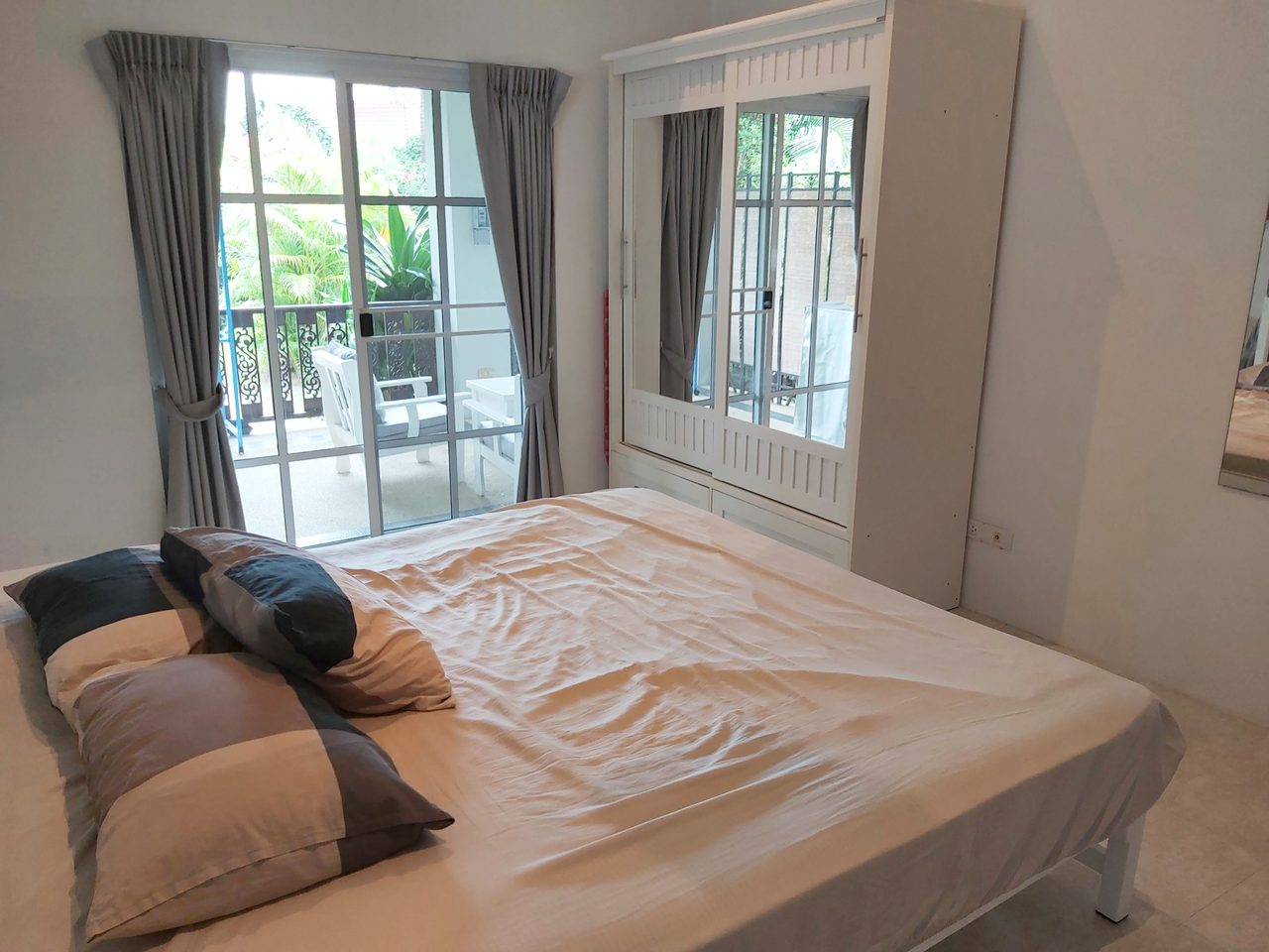 Smart House Village 2