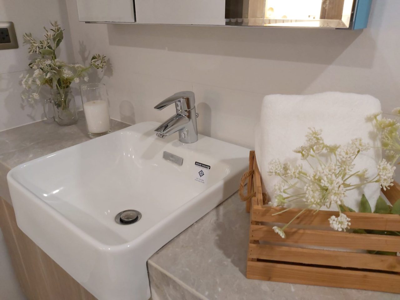 The Pine, Khao Takiab Beach