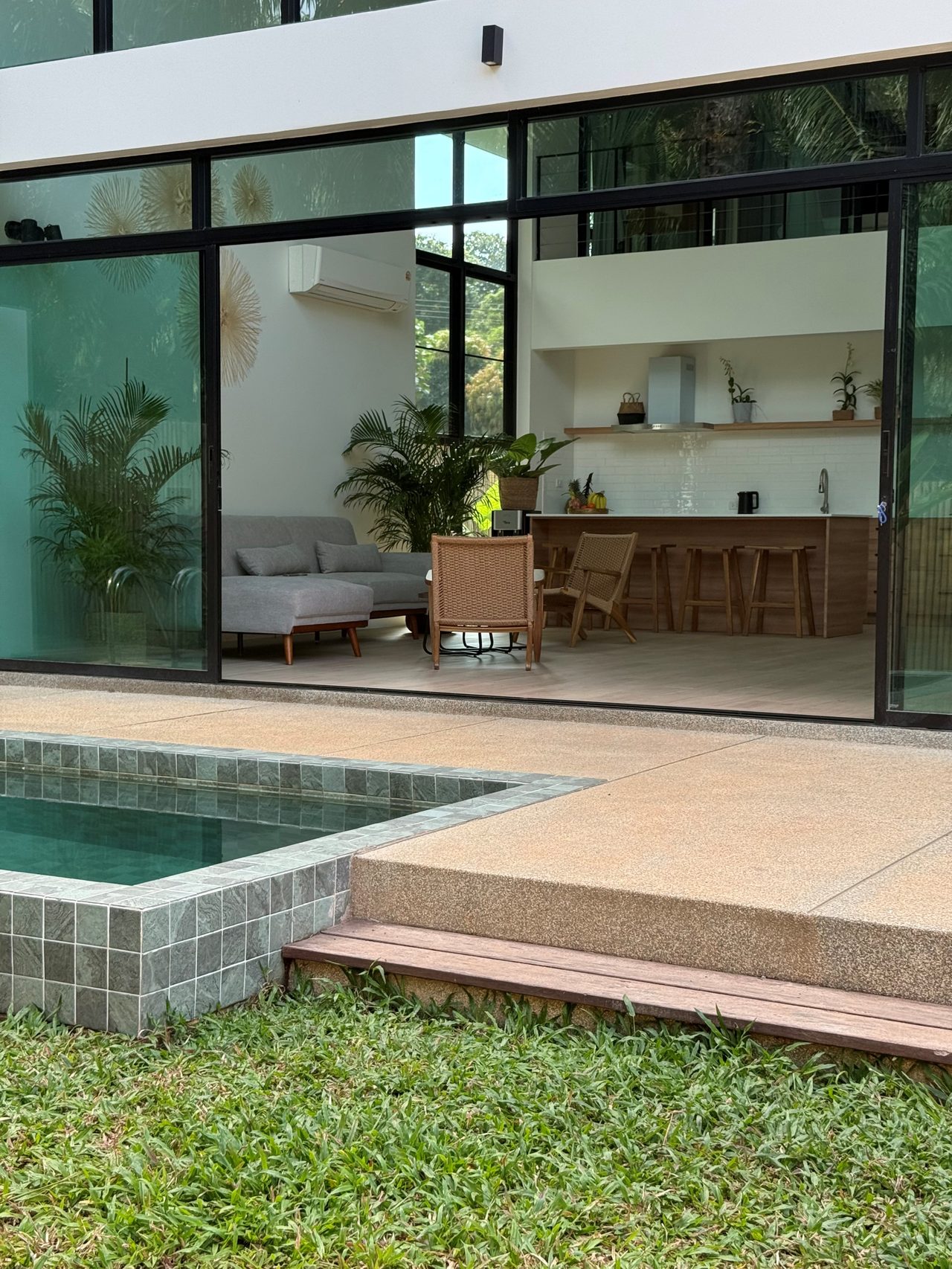 Tropical Villa Lanta