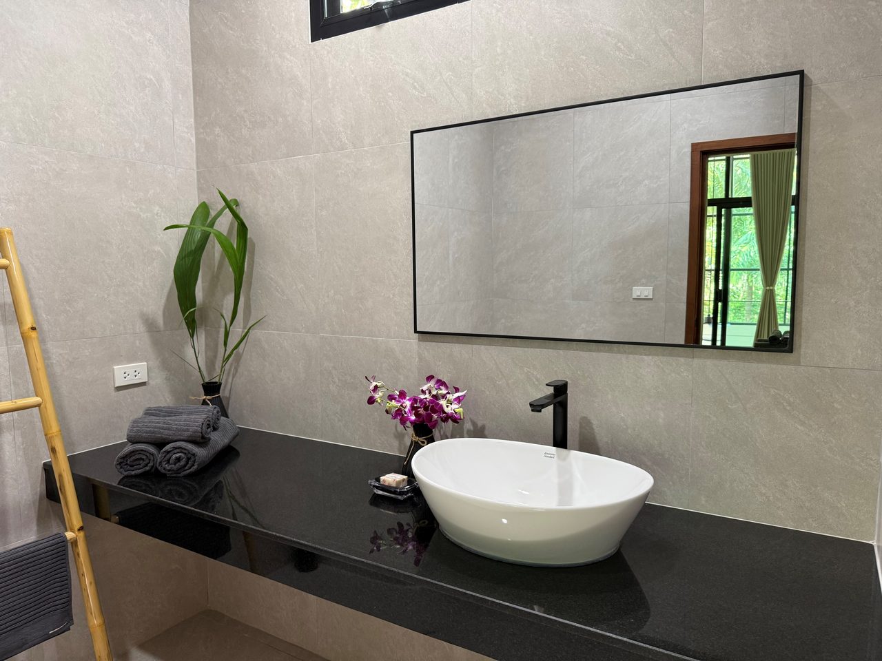 Tropical Villa Lanta