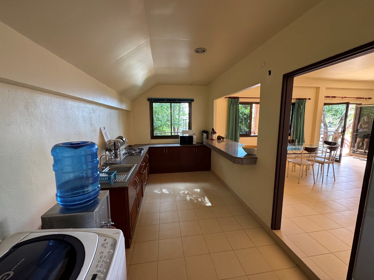 Top of the hill, Garden Hill