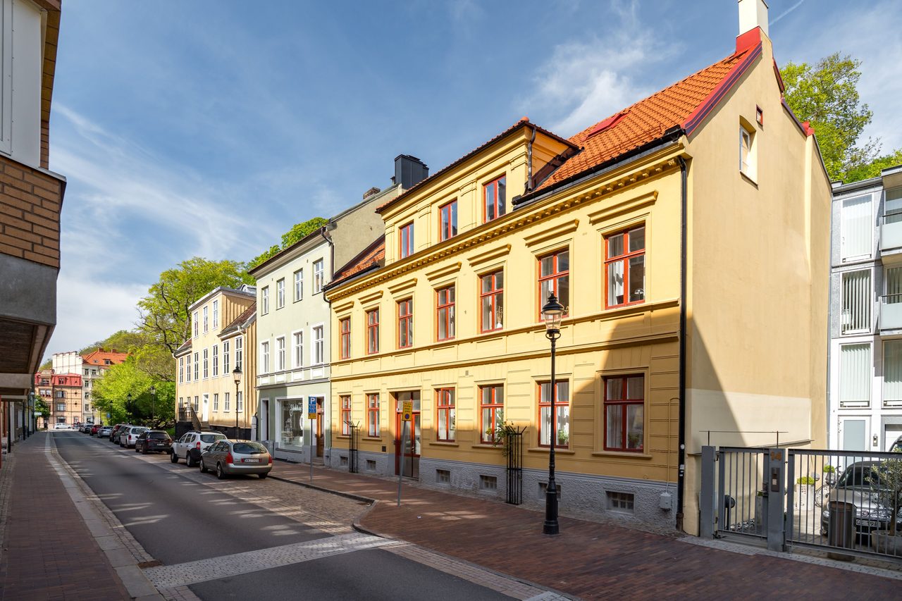 Fågelsångsgatan 16