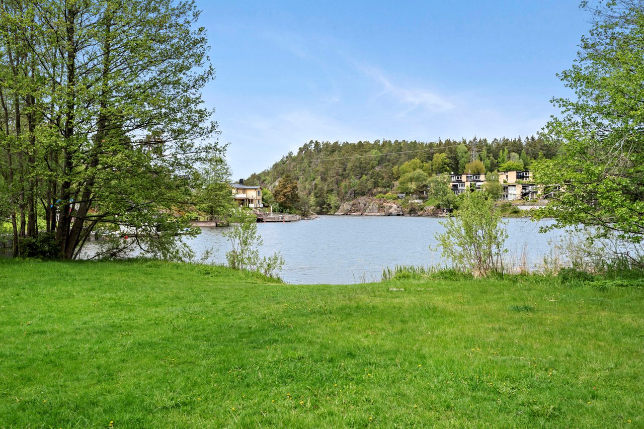 Björkbacksvägen 81