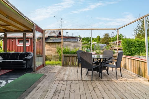 Kopparhögarnas koloniområde, gång S stuga 21