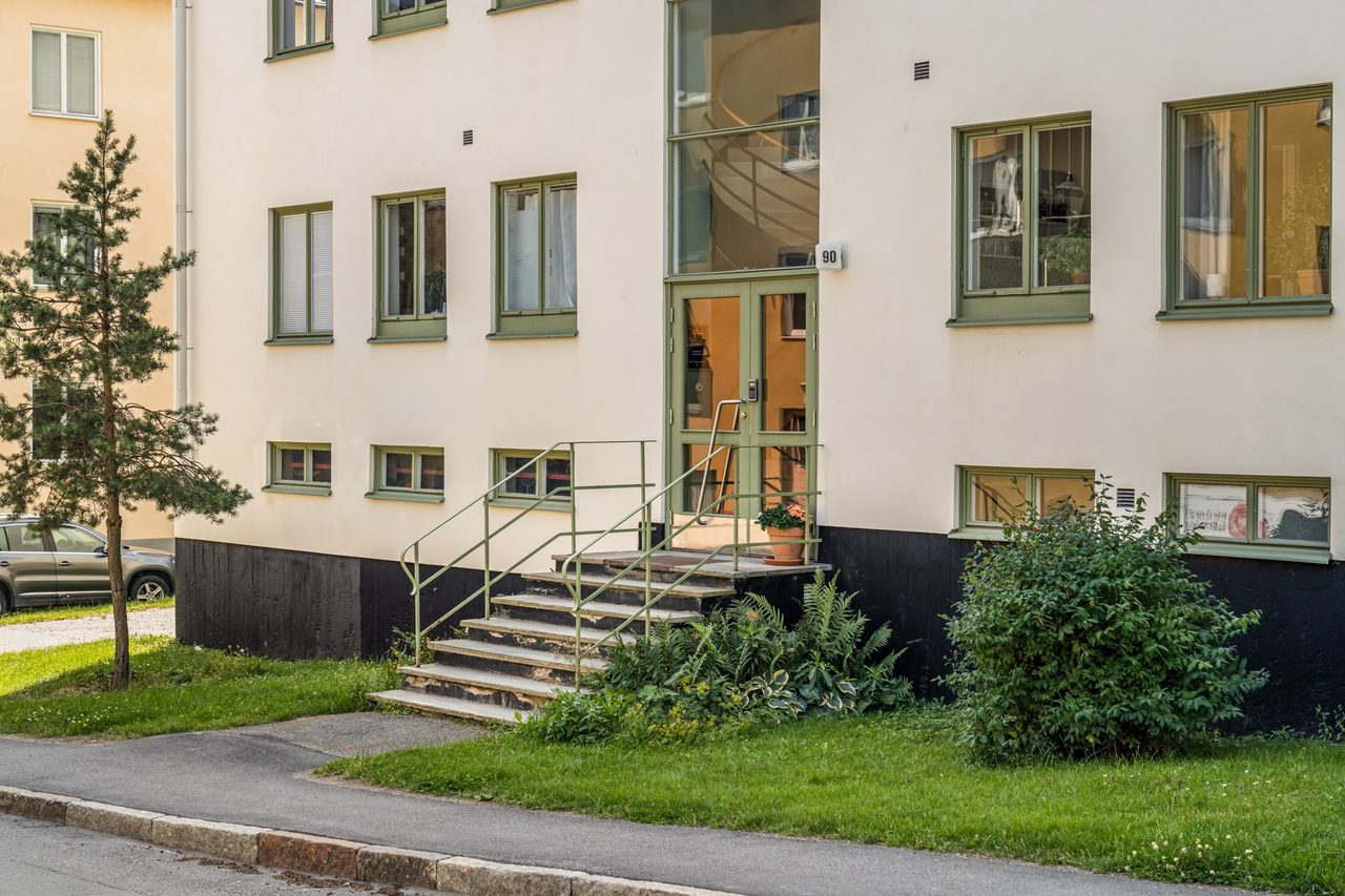 Per Lindeströms väg 90