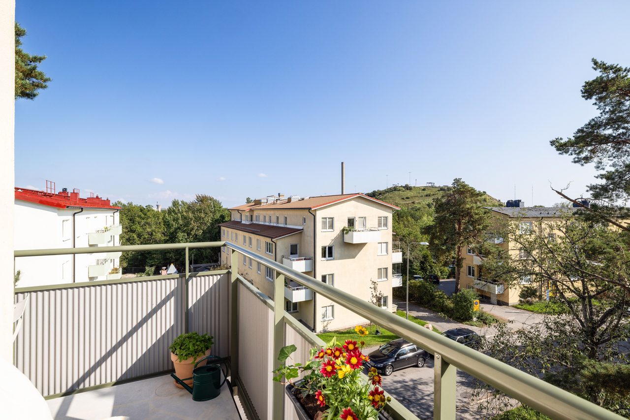 Per Lindeströms väg 76