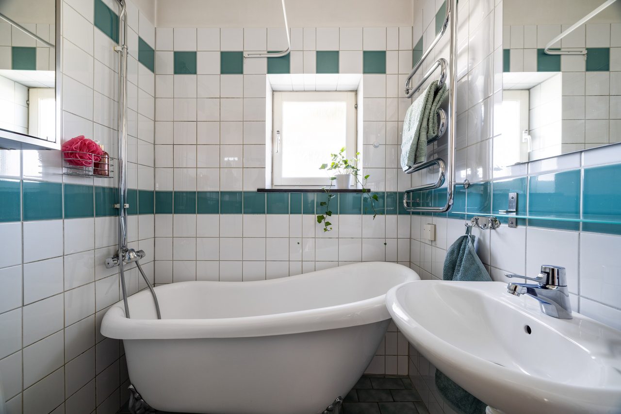 Per Lindeströms väg 76