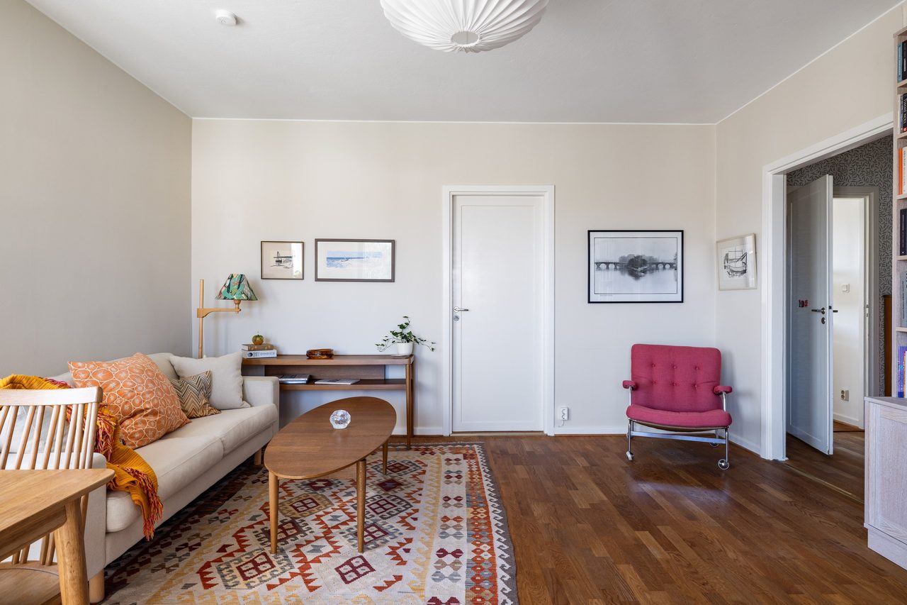 Per Lindeströms väg 76