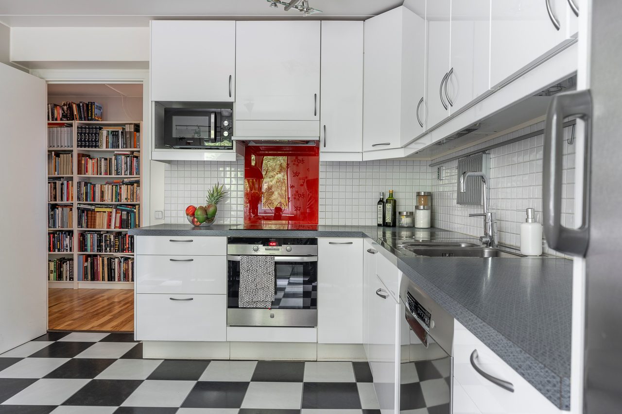 Sten Bergmans väg 5