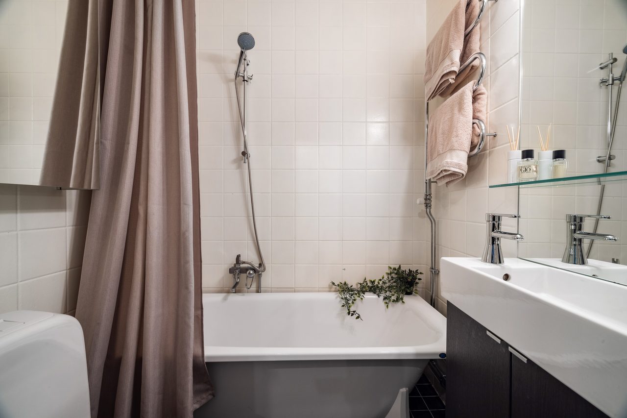 Olaus Magnus väg 18