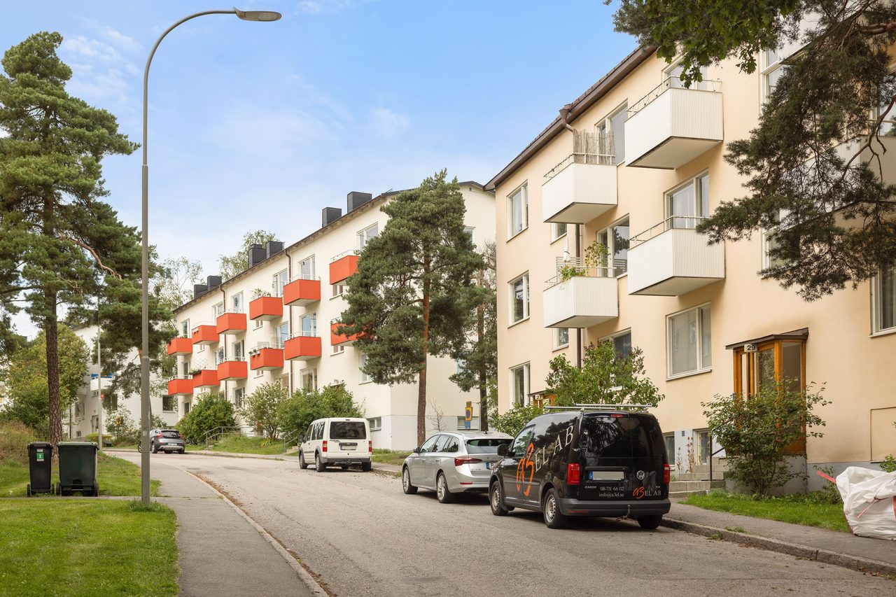 Hasselquistvägen 27