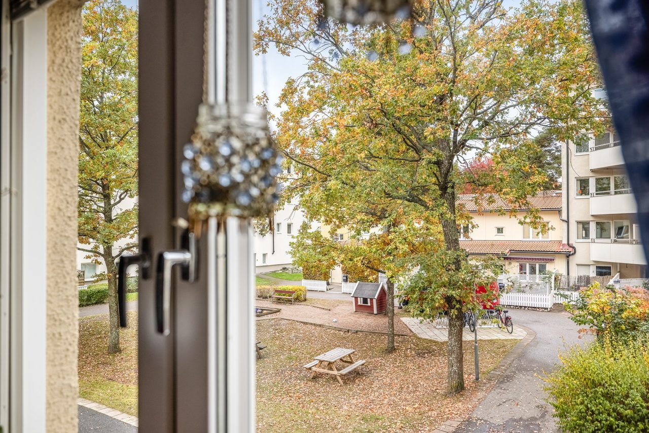 Sten Bergmans väg 37