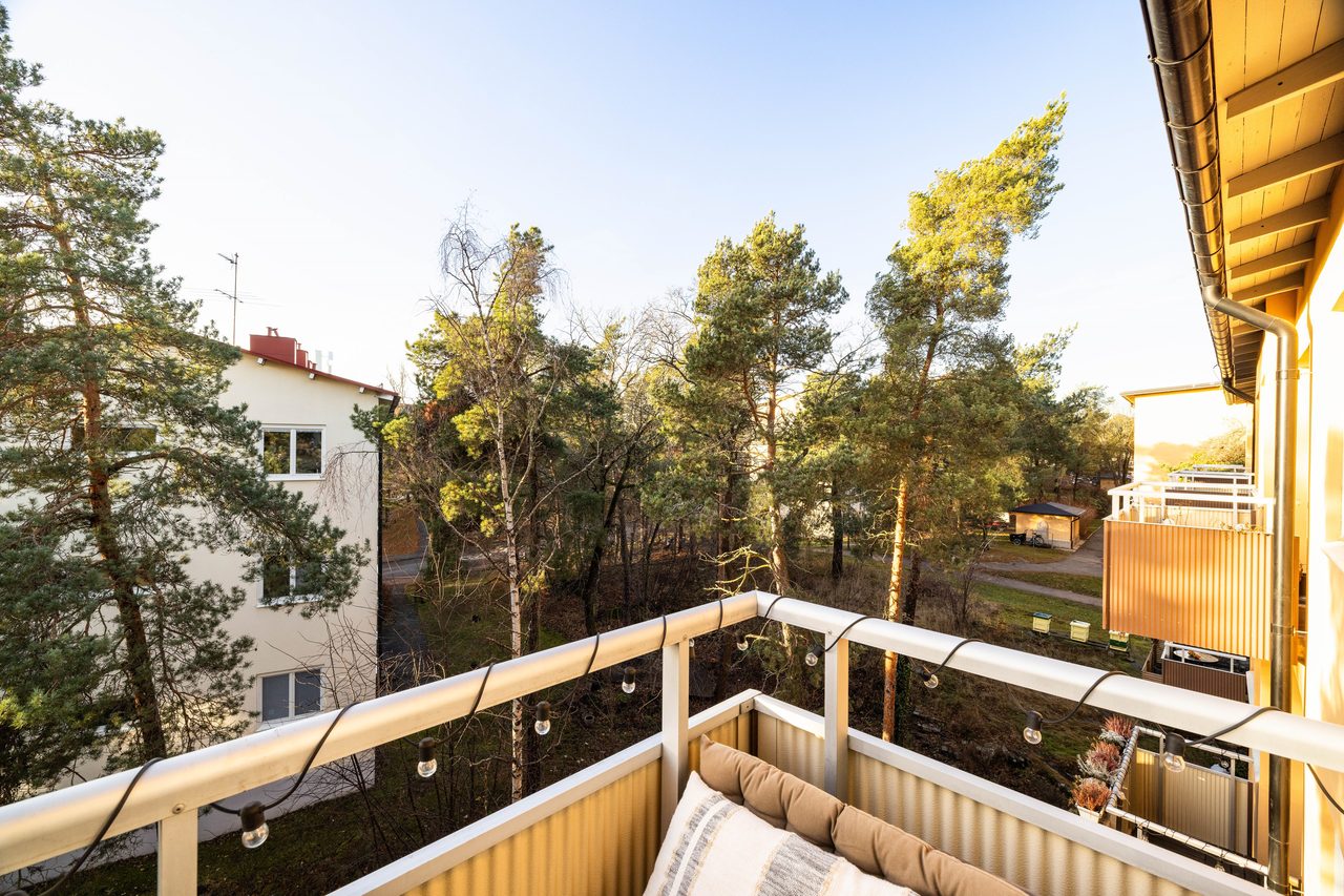 Hasselquistvägen 22