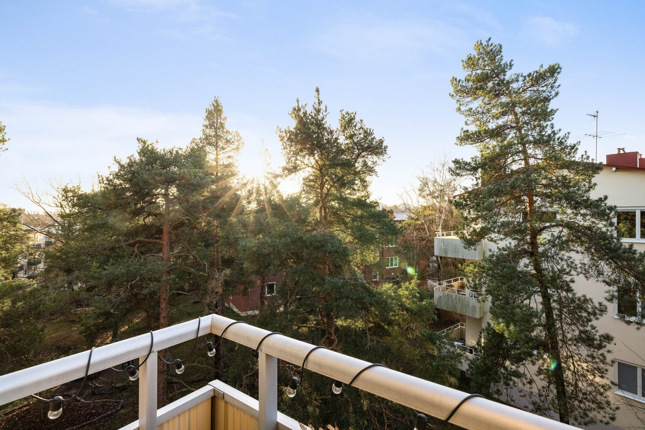 Hasselquistvägen 22