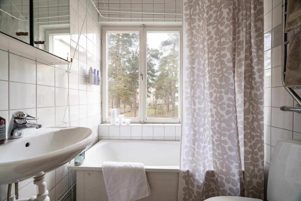 Per Lindeströms väg 84