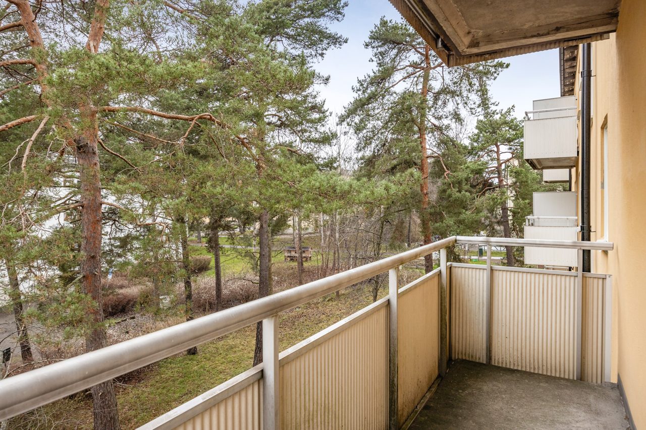 Per Lindeströms väg 82