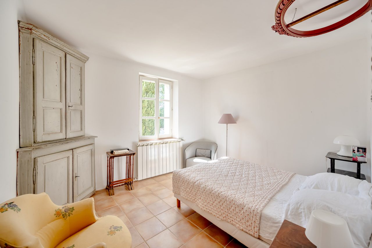 Frankrike, Saint-Maximin-La-Sainte-Baume