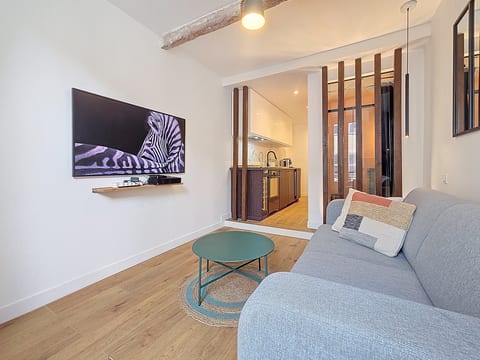 Elegant studio med karaktär i historiska Le Suquet – Cannes